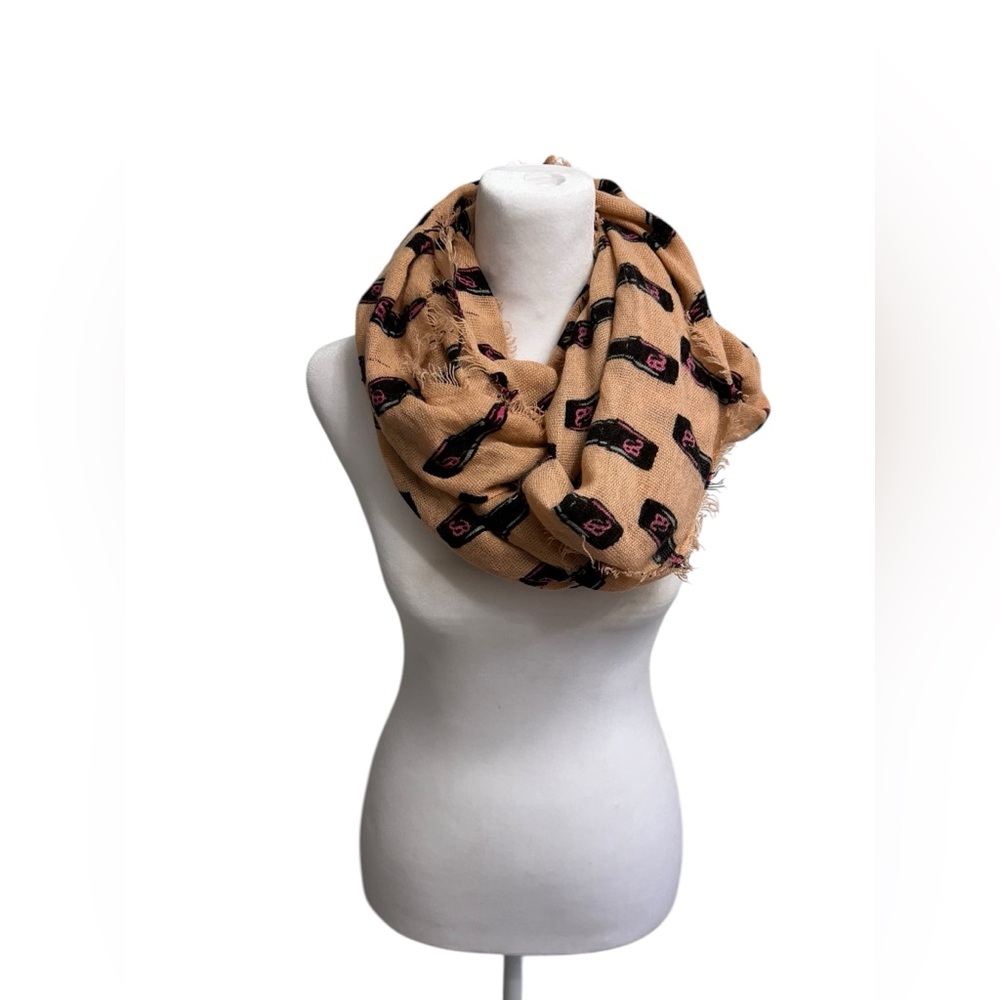 BETSEY JOHNSON 💄💗 lipstick circle fashion scarf with pink lipstick tubes